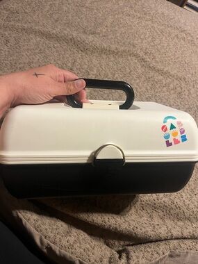 Caboodles vintage makeup and jewelry organizer case.